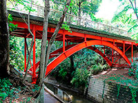 3. ゴルフ橋